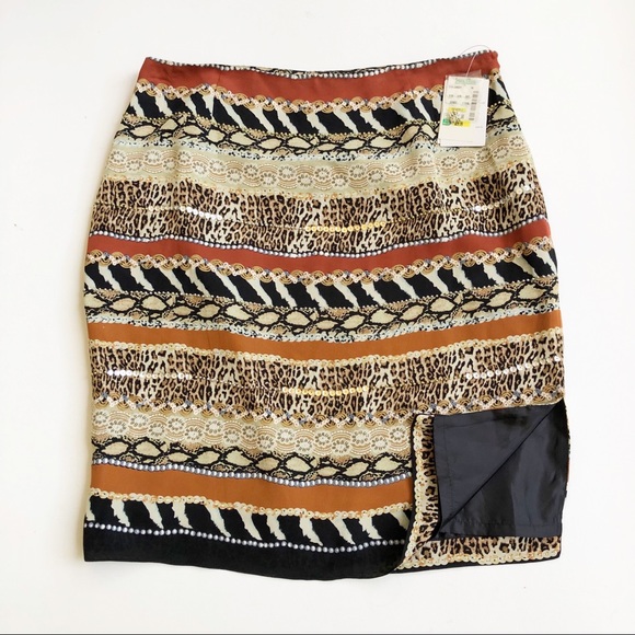 Silk Club Dresses & Skirts - 🔴 Silk Club Embellished Safari Theme Silk Skirt